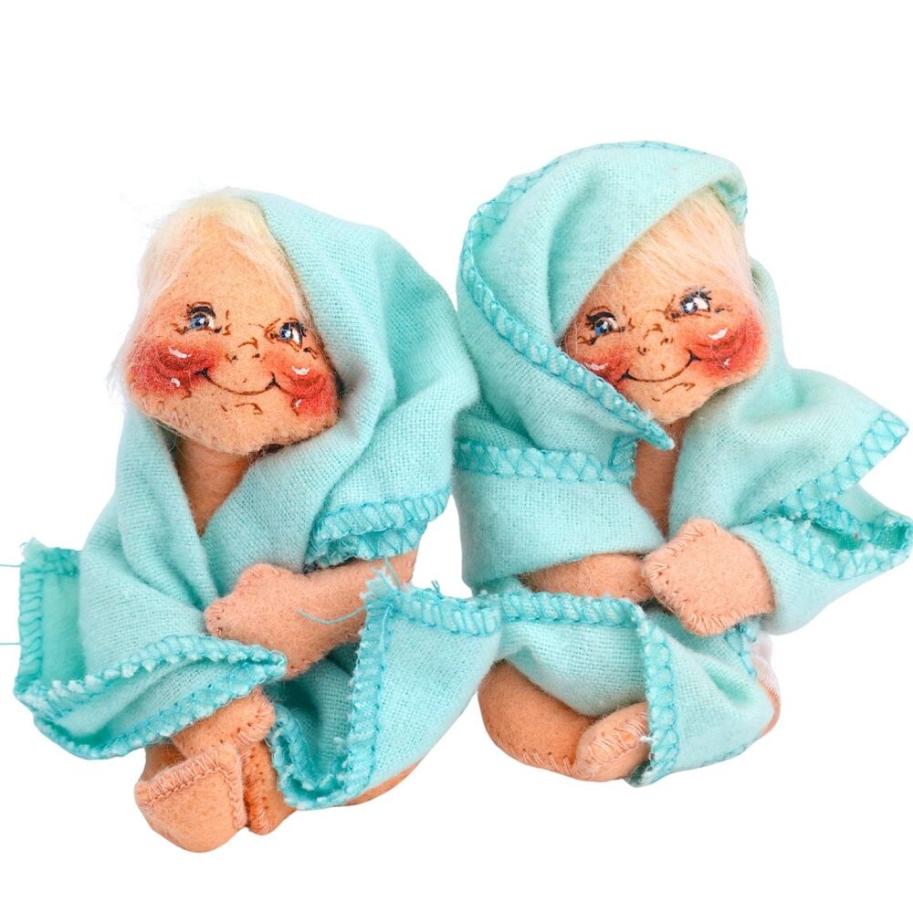 Annalee 2 Baby with Blanket 3.5” Dolls Vintage Blue Swaddled Babies 1995